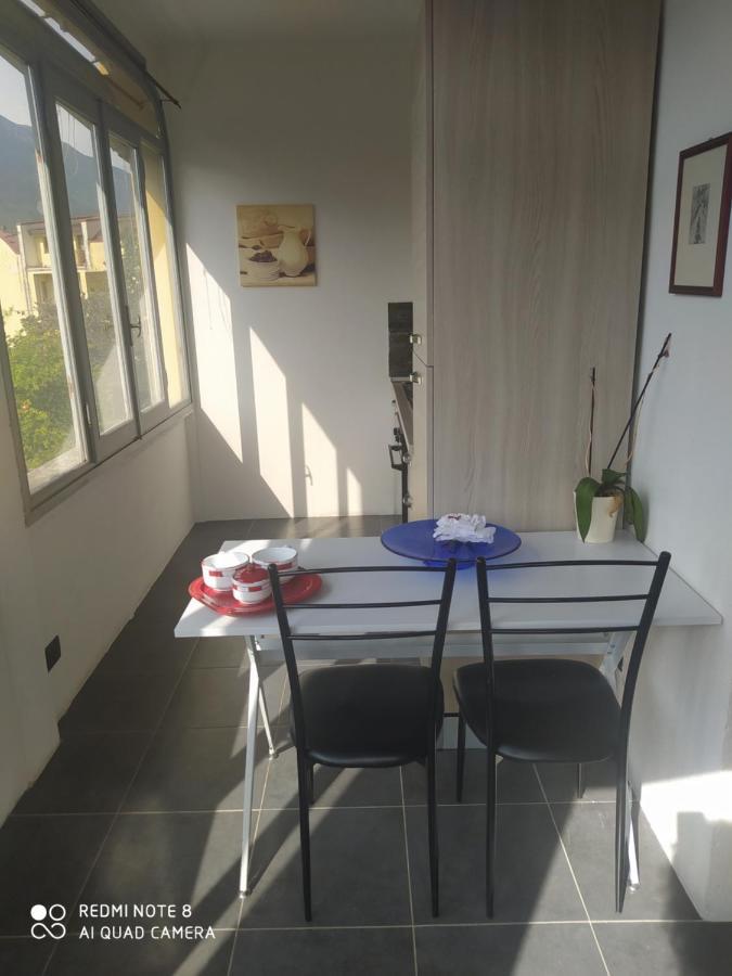 Appartamento Il Nespolo Omegna Bagian luar foto